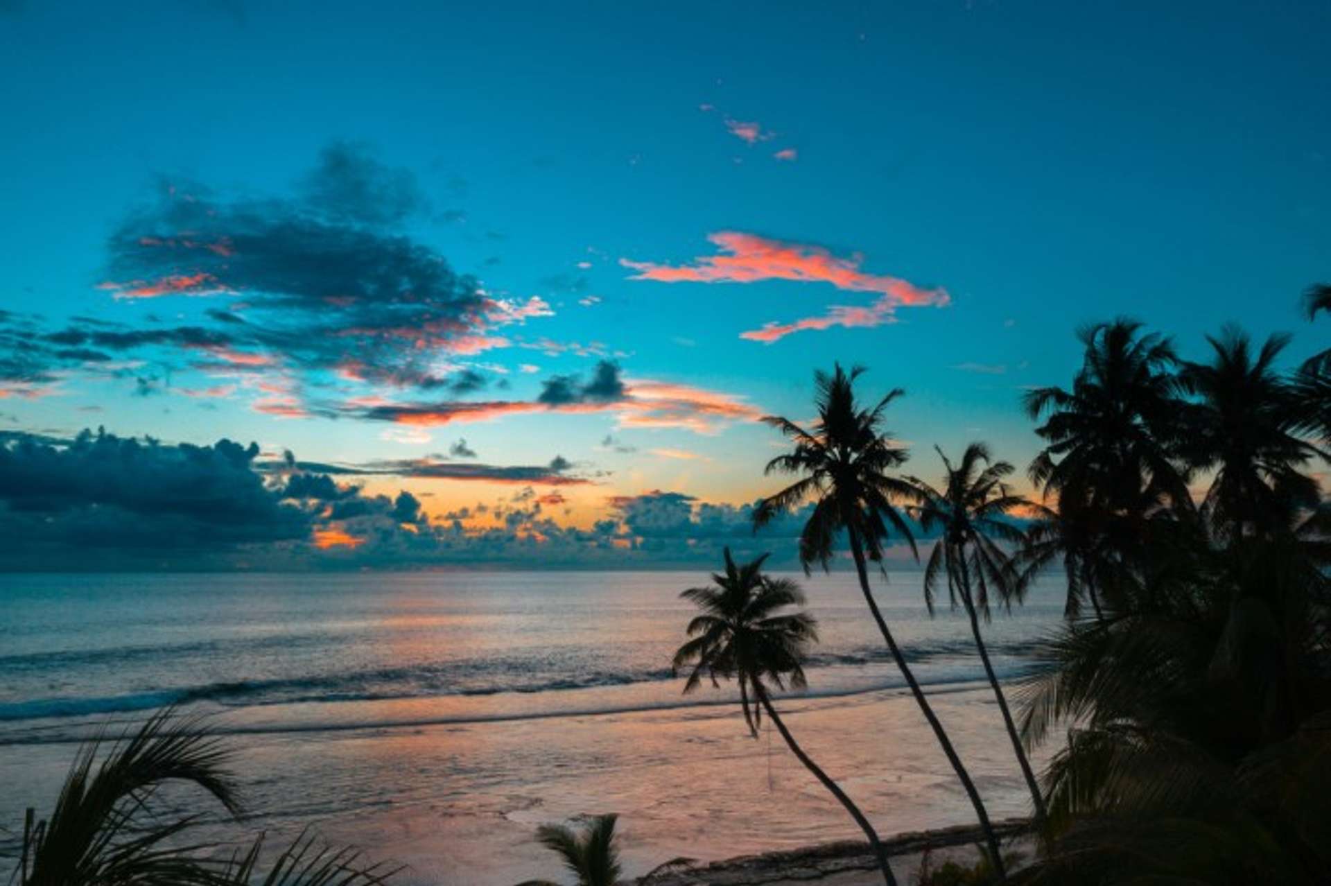 Resort Sunset Dream